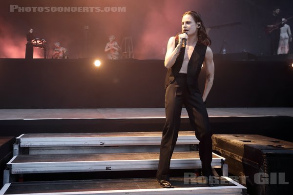 CHRISTINE AND THE QUEENS - 2023-08-25 - SAINT CLOUD - Domaine National - Grande Scene - Héloïse Adelaïde Letissier
